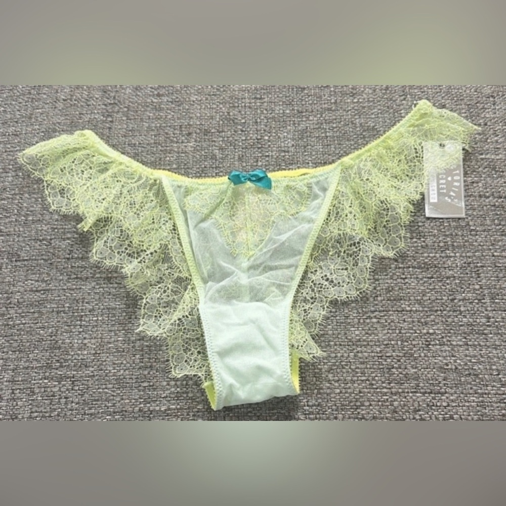 2013 Limited Edition Victoria’s Secret Lace Trim Sheer Cheekini Panty